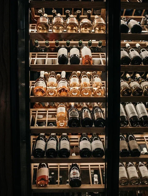 Винный шкаф для ресторана «Магадан» (Новая Москва)